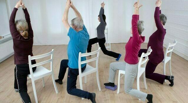 Yoga op de stoel